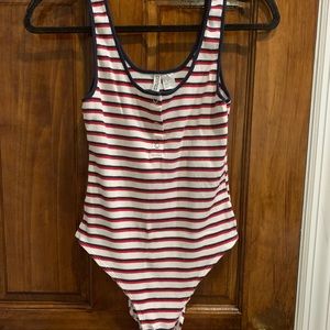 Sleeveless stripped bodysuit